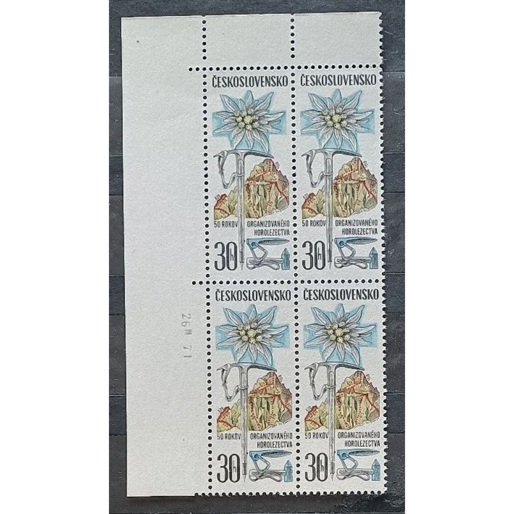 Bloque de cuatro de esquina Checoslovaquia, 30h, Mi.2001, MNH** 