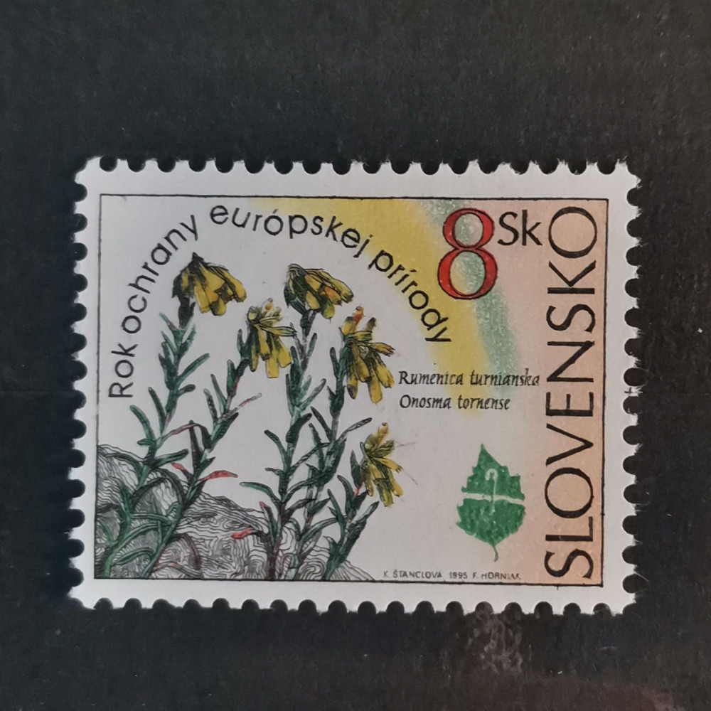 Známka Slovensko, 8 Sk, Pof.58**  Známka Slovensko, 8 Sk, Pof.58**