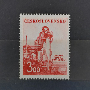 4. výročí Vítězného února 1948 - krakovací zařízení