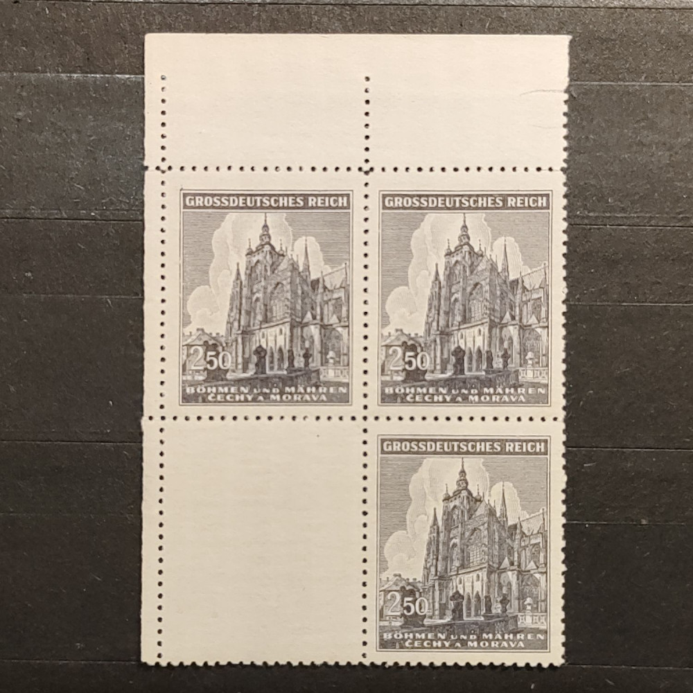 Selo com vinhetas Protetorado da Boêmia e Morávia, 250H, Mi.141, MNH** 