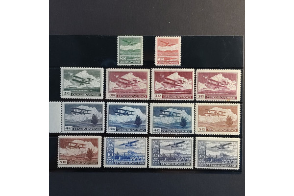 Sestava známek ČSR lot-11511*