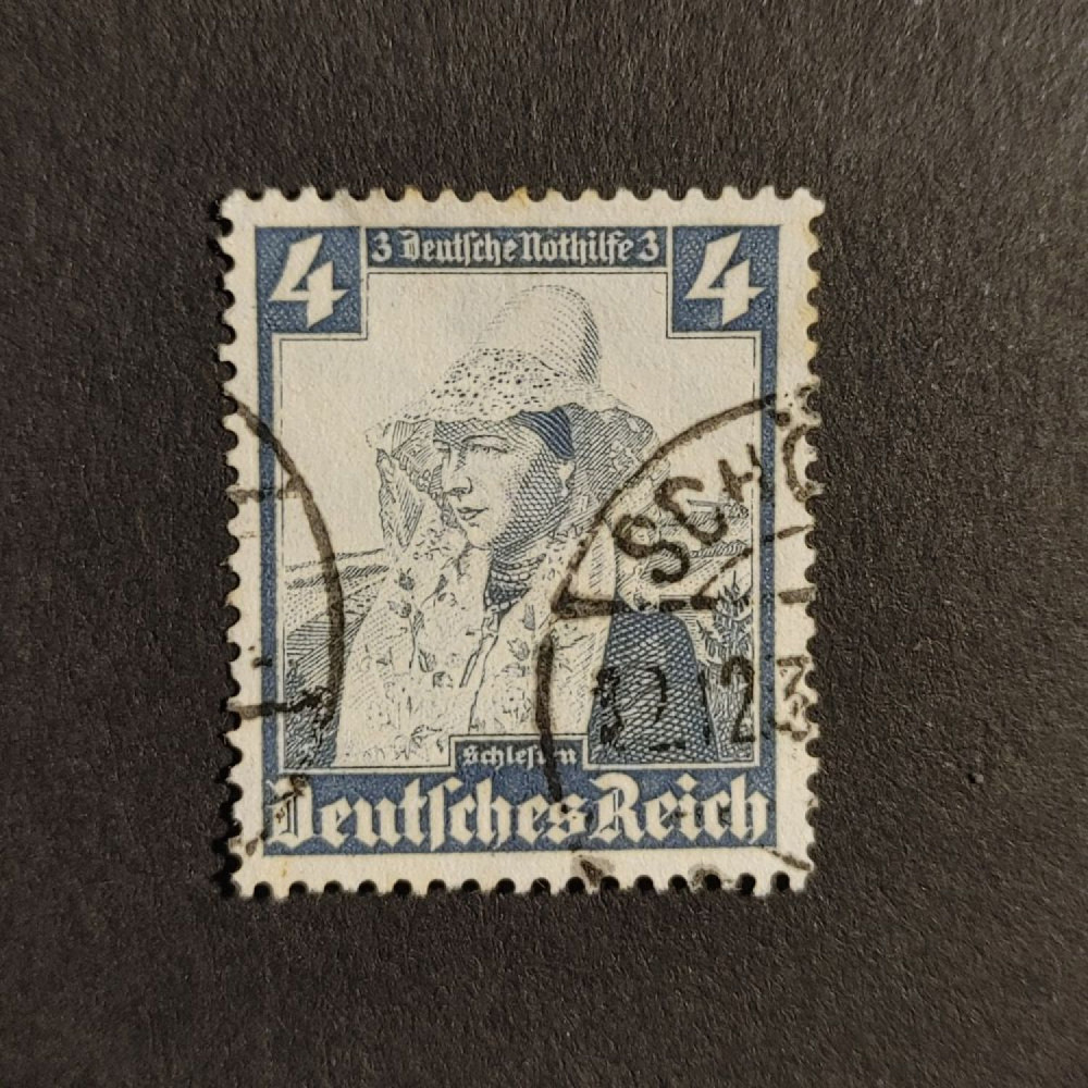 Selo Reich Alemão, Mi.589 (SG  ), Usado #, 4+3 Pfg.