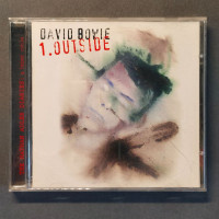 CD David Bowie – 1. Outside, Použ.
