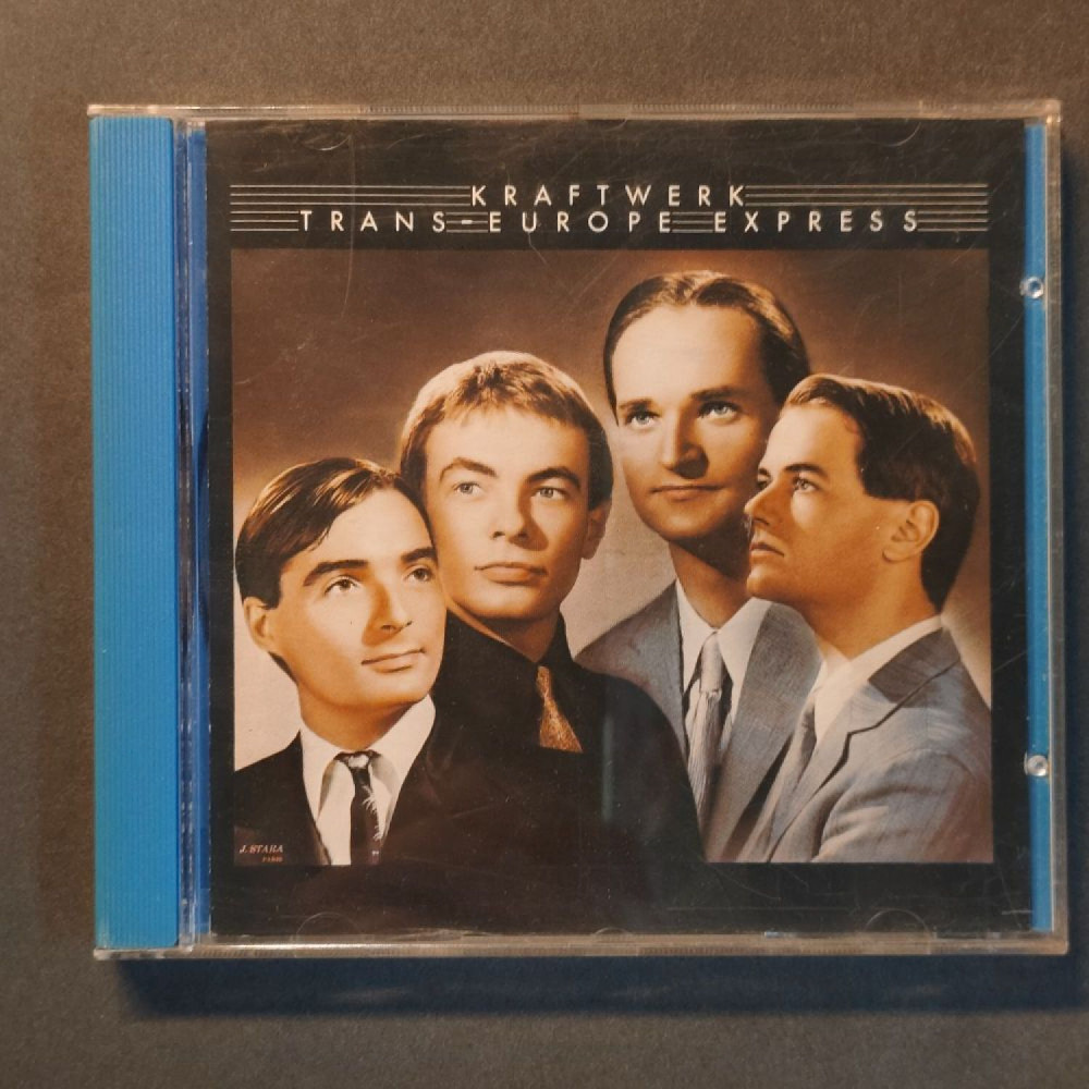 CD Kraftwerk – Trans-Europe Express, Použ. CD Kraftwerk – Trans-Europe Express, Použ.