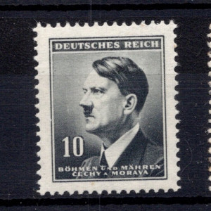 1942 - Adolf Hitler